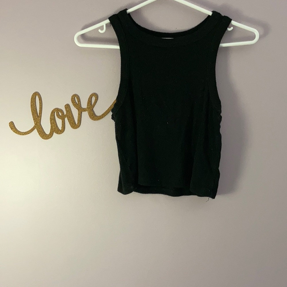 Cropped top